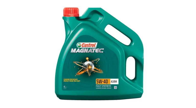 Моторное масло Castrol Magnatec 5W-40. Моторное масло Castrol Magnatec 5W-40.