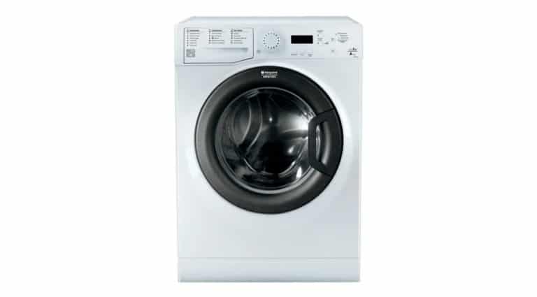 Стиральная машинка Hotpoint-Ariston VMUF 501 B. Стиральная машинка Hotpoint-Ariston VMUF 501 B.