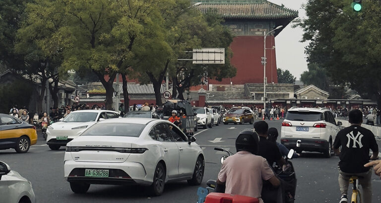 Изображение: Как съездить в Китай недорого и что посмотреть